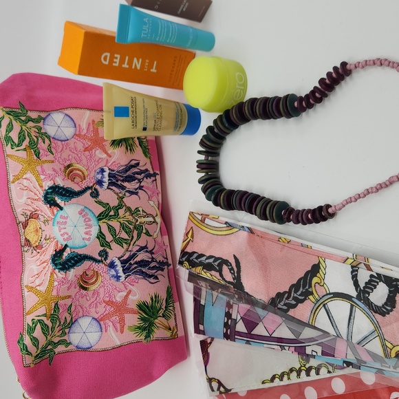 Handbags - Twelve Piece Beauty Bag & Accessory Bundle - Choose One